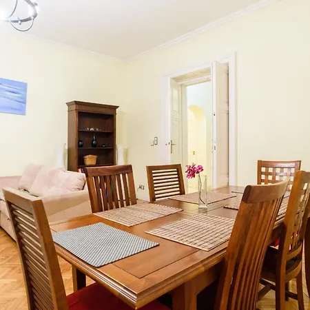 Apartment Classy Danube *